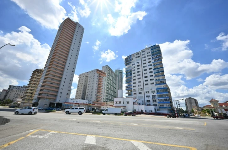Le quartier du Vedado où des appartements sont laissés vides après le départ à l'étranger de leurs propriétaires, à La Havane, le 1er octobre 2024