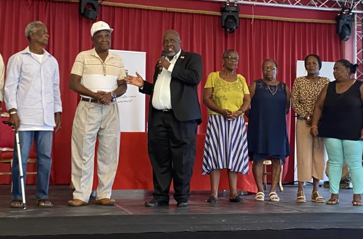 La victoire des Chagossiens met-elle fin au processus de colonisation ?