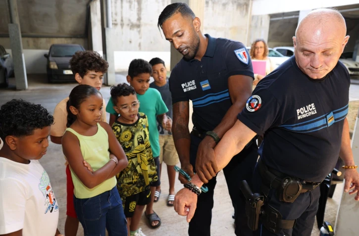 Saint-Pierre : les jeunes élus du Conseil Municipal des Enfants découvrent la Police Municipale