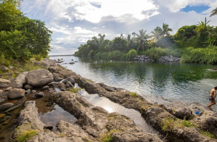 bassin bleu baignade saint-benoit