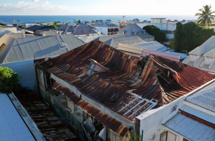 Saint-Denis : un immeuble menace de s'effondrer, la rue Jean Chatel en partie fermée