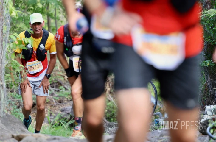 Trail : les sapeurs-pompiers de France à l'assaut des sentiers de La Réunion 