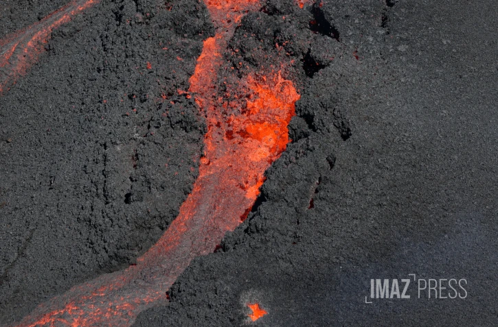 volcan éruption juillet 2023