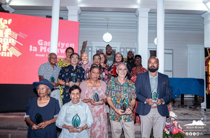 remise des trophées "gardyen la mémwar" 