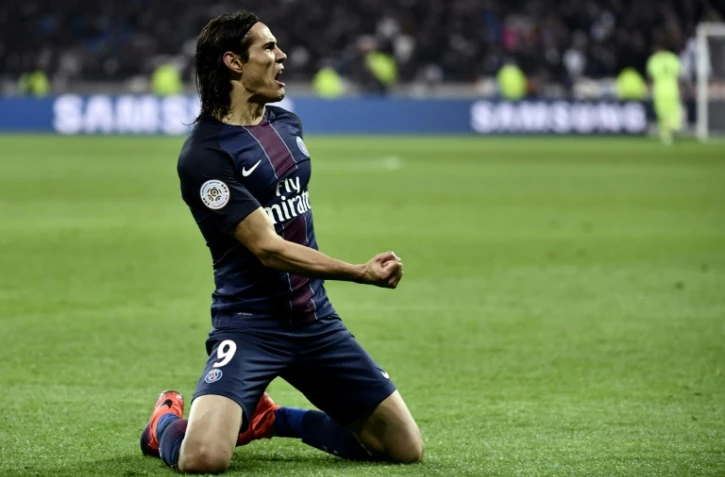 L'attaquant parisien Edinson Cavani, double buteur face à l'Olympique lyonnais au Parc OL, le 27 novebre 2016