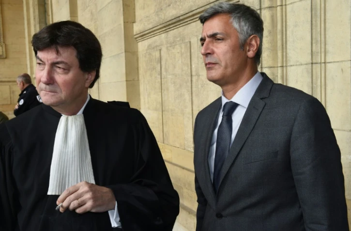 Pascal Bonnefoy et son avocat Antoine Guillot au tribunal le 4 novembre 2015 Ă Bordeaux