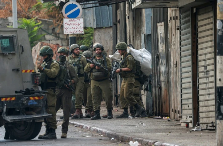 Des soldats israéliens lors d'une opération à Naplouse, en Cisjordanie occupée, le 27 août 2025