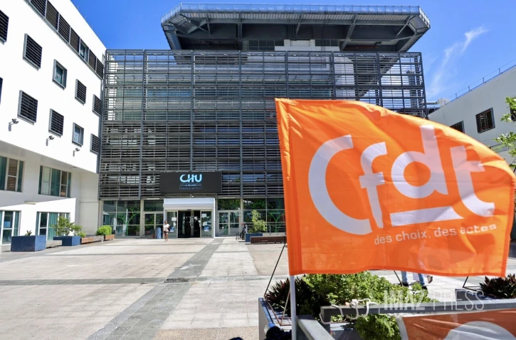 Manifestation du CFDT devant le CHU