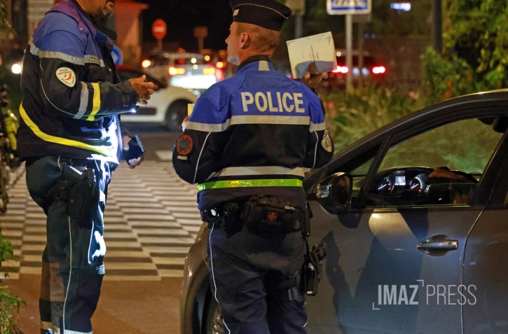 controle routier par la police nationale à saint-andré 