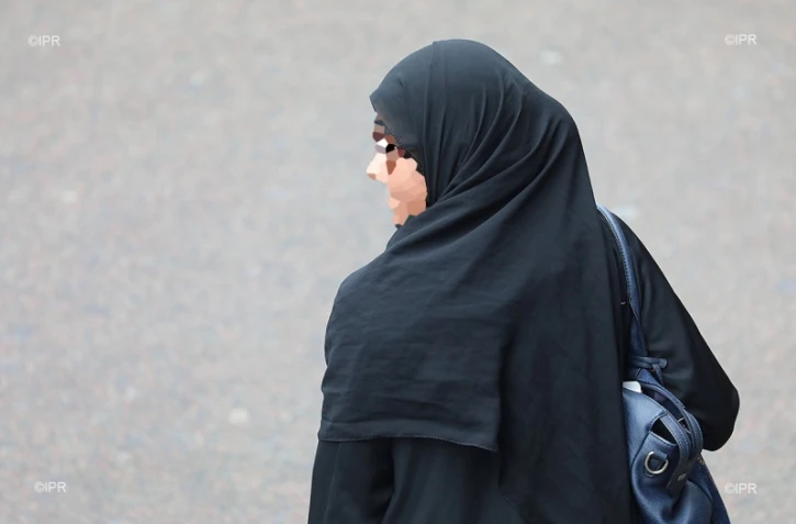 femme voilé