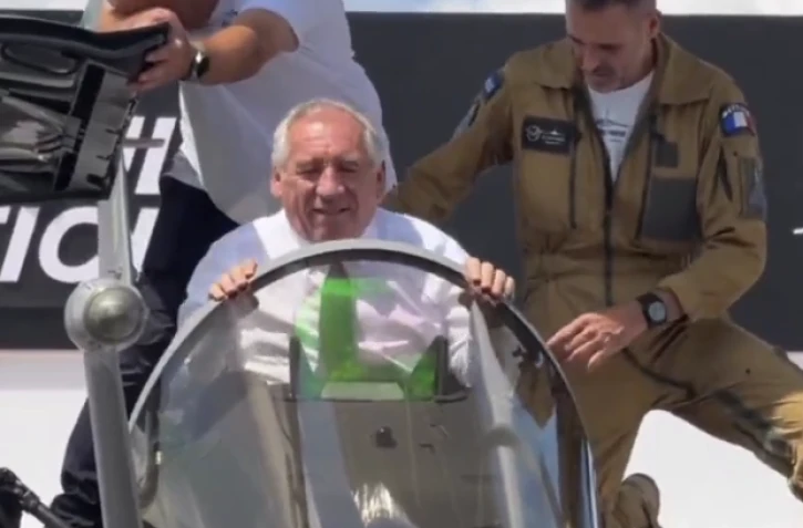 Quand le Premier ministre et maire de Pau, François Bayrou a des difficultés à sortir d’un rafale…