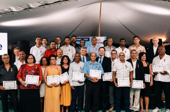 28 salariés de Danone Réunion reçoivent leur médaille du travail