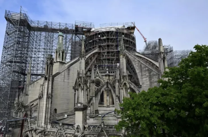 Le chantier de reconstruction de Notre-Dame de Paris, le 6 avril 2023 ( AFP / Emmanuel DUNAND )
