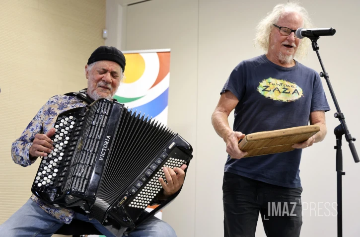 hommage à rené lacaille à l EAIO
