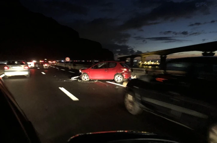 route du littoral, bouchon, embouteillage, Grande Chaloupe, route