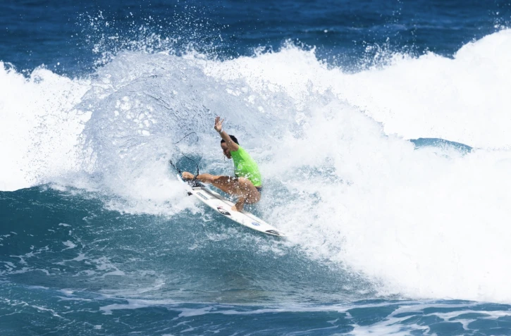 Johanne Defay (Photo FFSurf / We Creative / Guillaume Arrieta)
