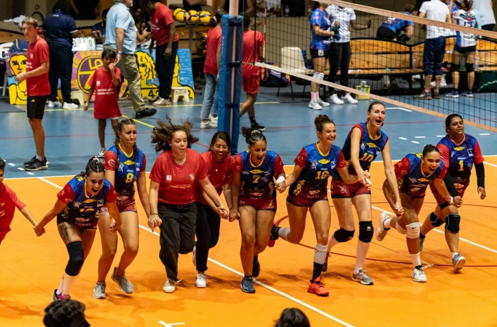 Volleyball : les féminines de Saint-Denis conservent leur titre