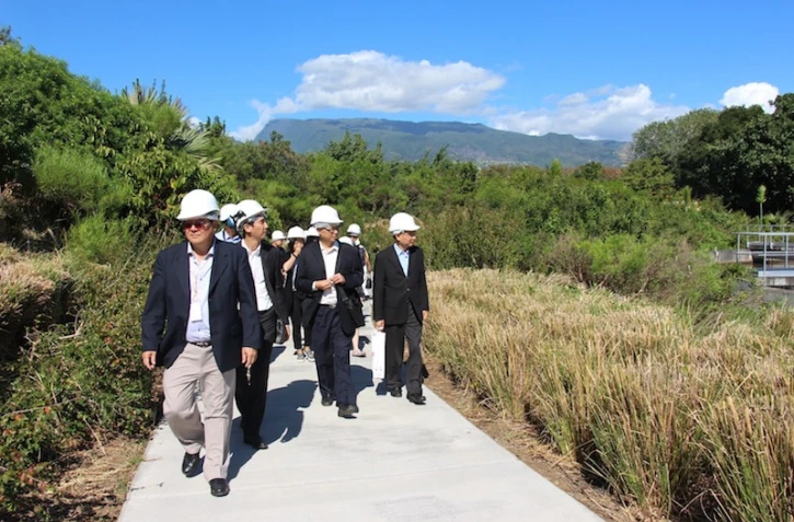 Chinois viisitent STEP du grand Prado