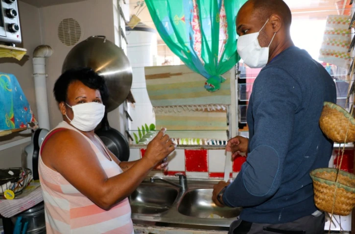 Saint-Leu : Bricobus, un dispositif pour apprendre aux famille à bricoler et à devenir indépendantes