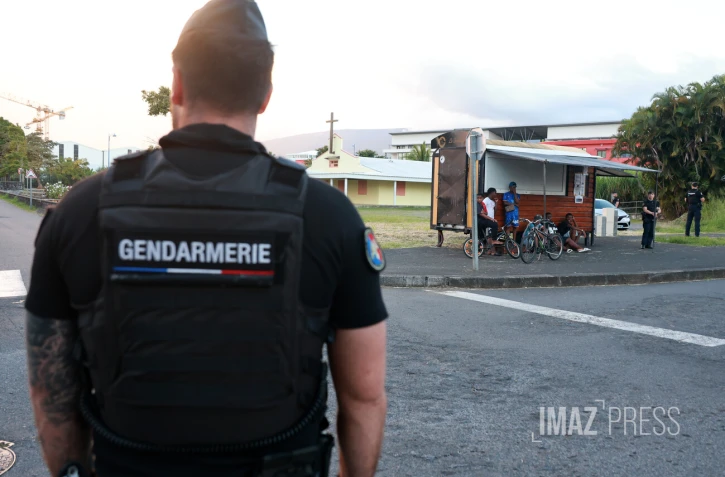 controle anti-bandes à bras-fusil 