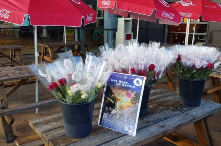 Opération une rose un espor