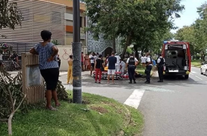 Le Port : un motard au sol suite à une collision, le SMUR engagé