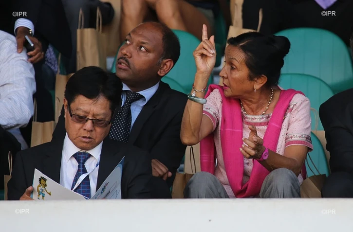 Huguette Bello , Thierry Robert