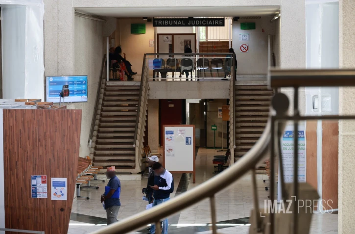 tribunal judiciare  saint-denis 
