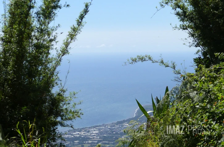 Vue sur Saint-Denis depuis le Colorado