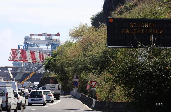 embouteillage route du littoral 