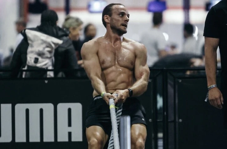 Hyrox : le Réunionnais Maryan Rivière remporte la première place dans la catégorie 35-39 ans