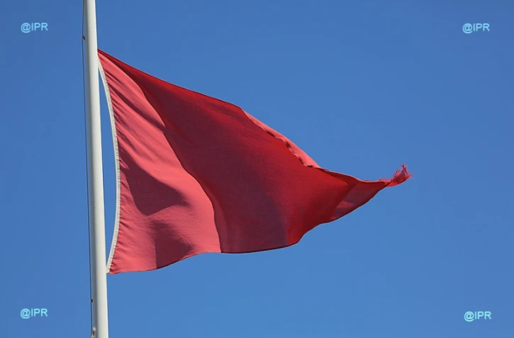 Drapeau rouge 