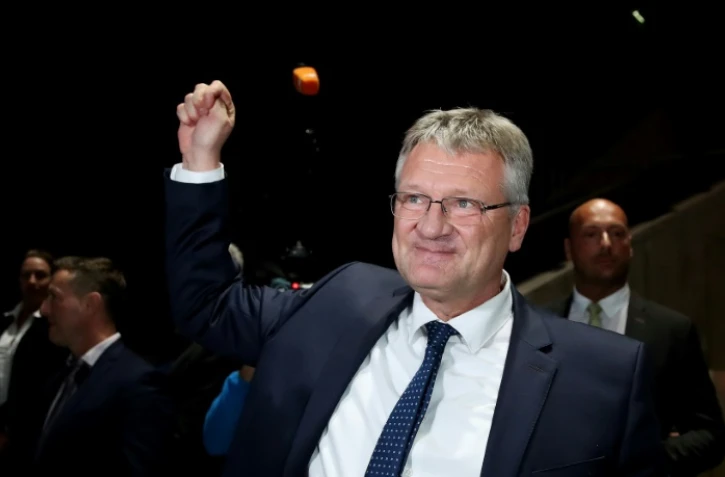 Le co-président de l'AfD, Jörg Meuthen après sa réélection, lors du congrès du parti allemande d'extrême droite AfD, le 30 novembre 2019 à Brunswick