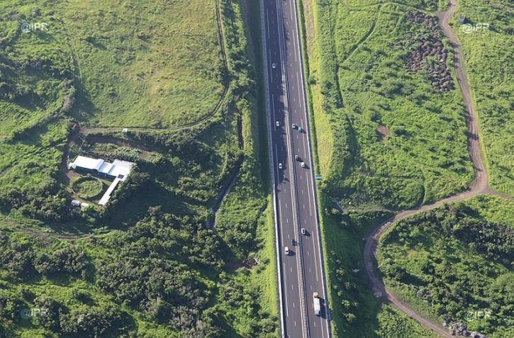 route des tamarins