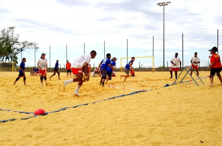 Tchoukball