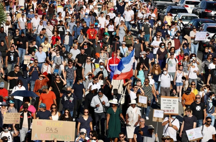 manifestation saint-denis pass sanitaire et confinement 31 juillet 2021