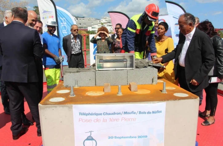Téléphérique urbain, pose de la première pierre, chantier, Saint-Denis
