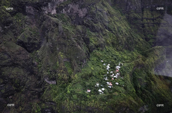 mafate sous la pluie