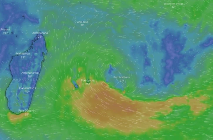 Les restes de l'ex-Francisco influencent la météo réunionnaise