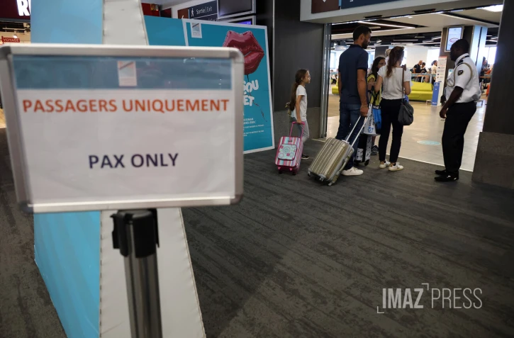 aérogare passagers roland garros 