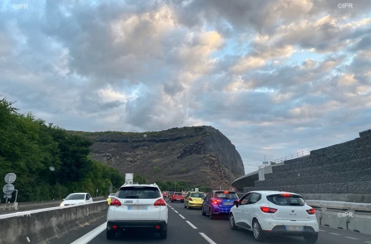 bouchon vers le sud route du littoral