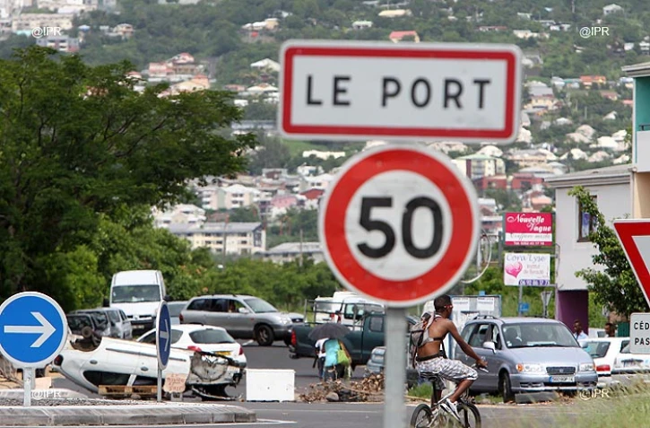 Manifestants mairie