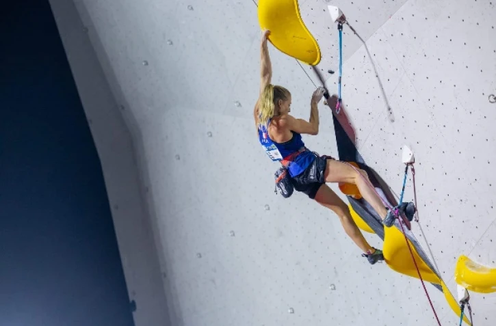 Coupe du monde d'escalade : les Réunionnais Manon Hily et Max Bertone dans le top 15