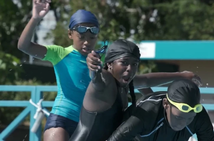 Savoir nager, une priorité pour les enfants du Port !