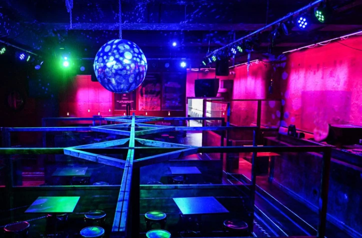 Une soirée le 3 septembre 2015 dans la célèbre discothèque parisienne