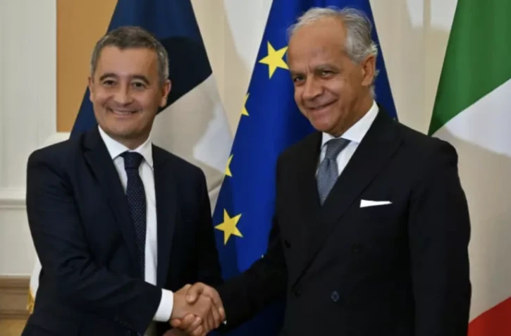 Le ministre de l'Intérieur Gérard Darmanin avec son homologue italien Matteo Piantedosi, le 18 septembre 2023 à Rome ( POOL / Filippo MONTEFORTE )