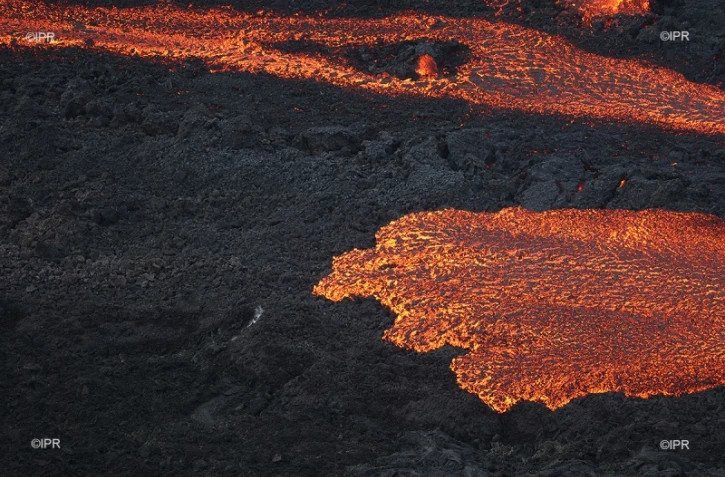 Volcan 10 avril 2021