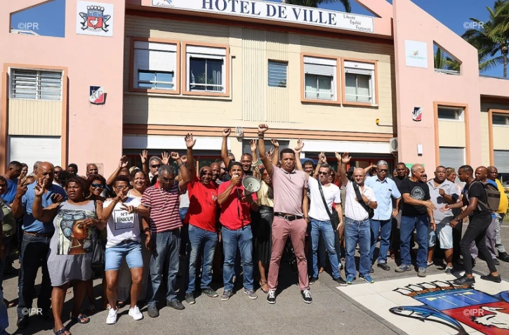 débrayage la possession 