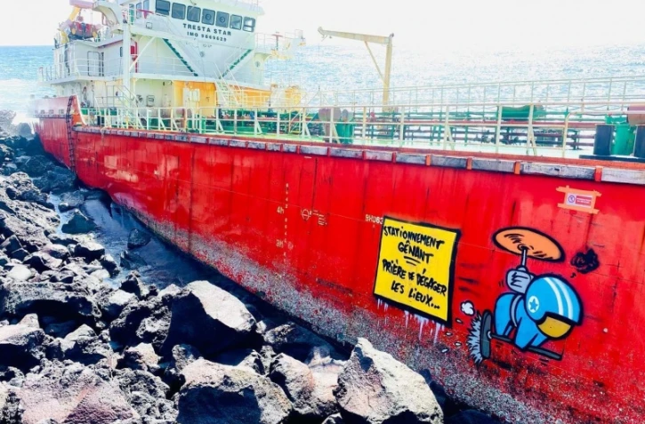 Tresta Star : Jace s'invite sur le navire échoué