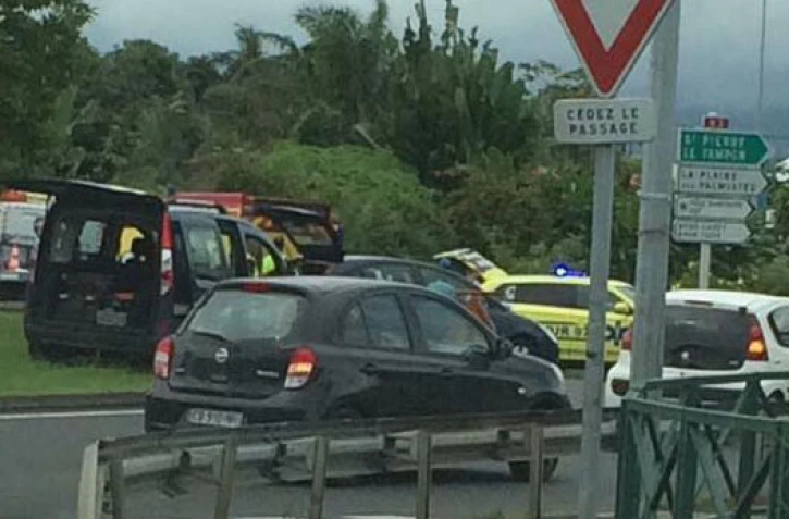 Collision gendarme Saint-Benoît 